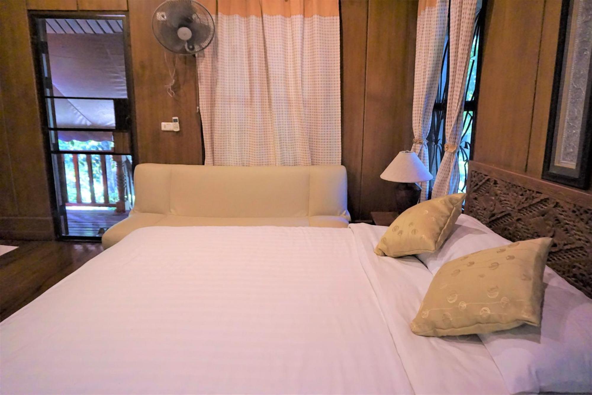 Hotel Bhupimarn Garden House Chom Thong Exterior foto
