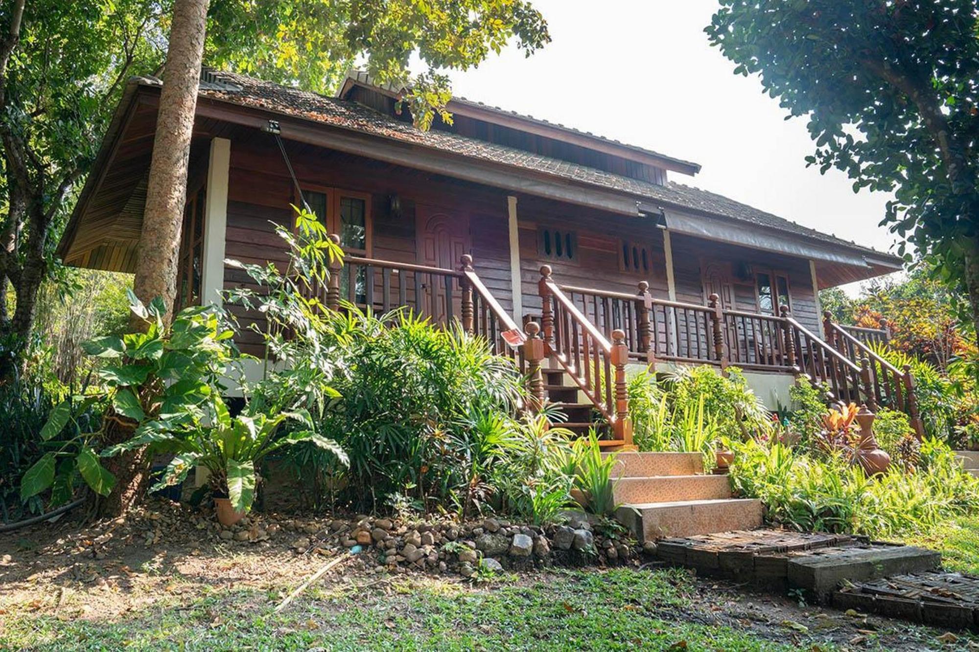 Hotel Bhupimarn Garden House Chom Thong Exterior foto